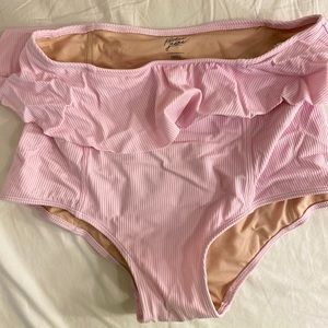 Kortni Jeane peplum bottoms